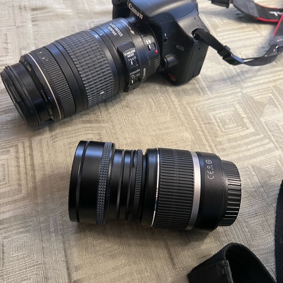 Camera - Canon REBEL - Picture 4 of 6